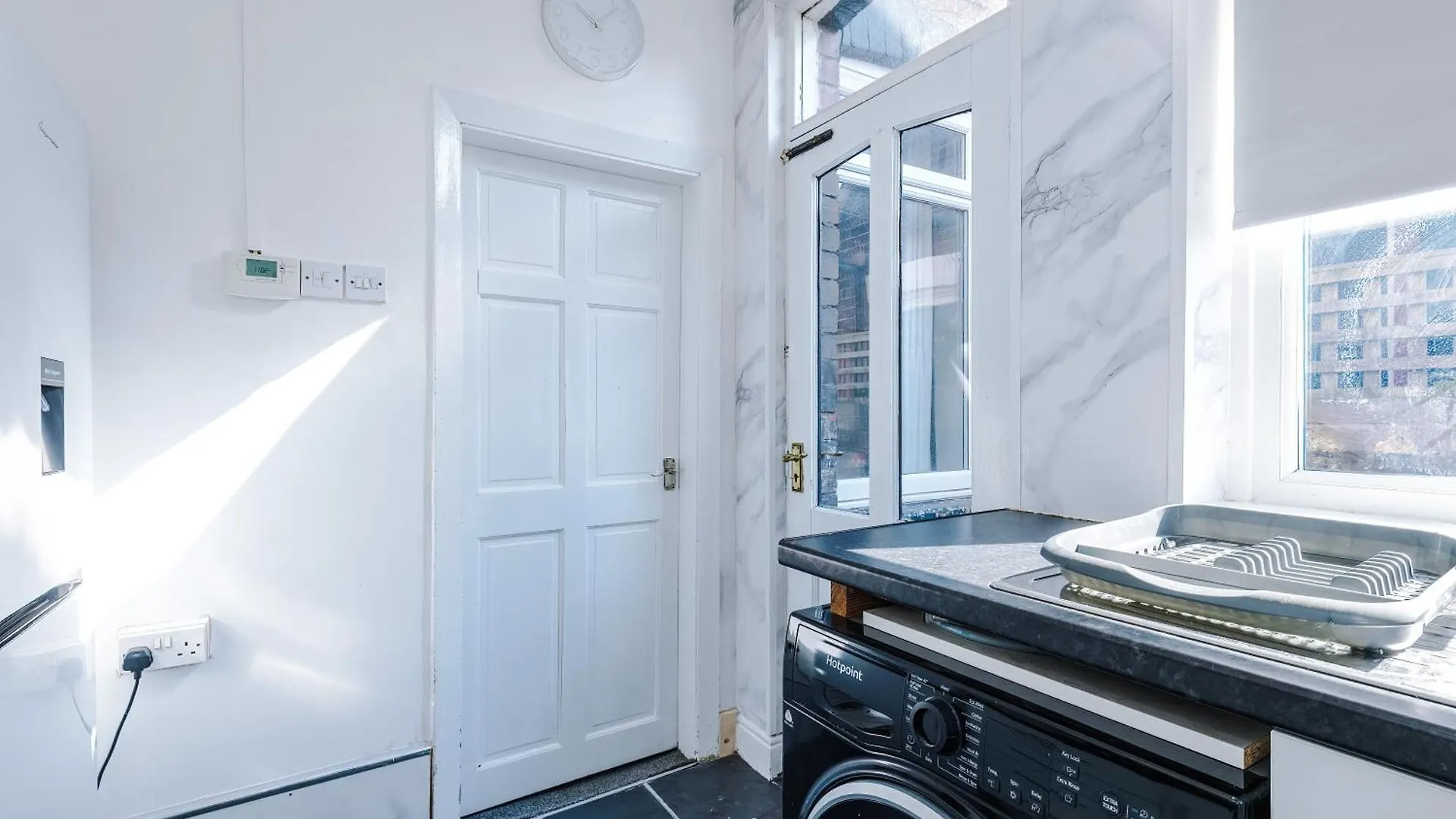Stylish 3 Bed Home In Sheffield By Eason Stays, Ideal For Weekend Getaways & Business Travellers, With Pool Table & Free Parking Nether Edge 0*,  Egyesült Királyság
